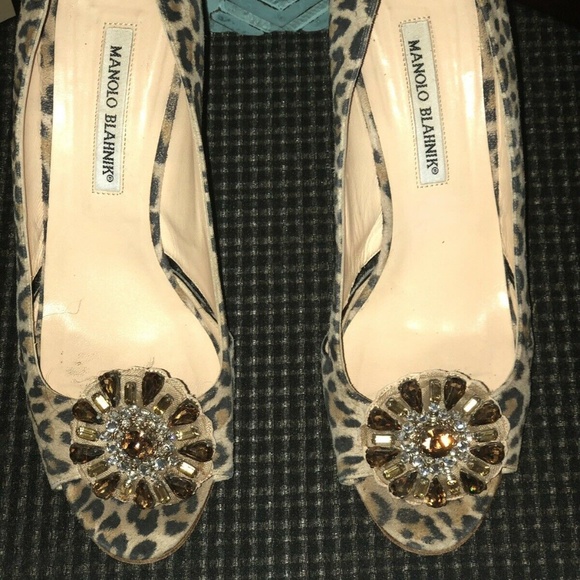 EUC MANOLO BLAHNIK ANIMAL PRINT HEELS SZ 8.5/38.5 - Picture 3 of 7